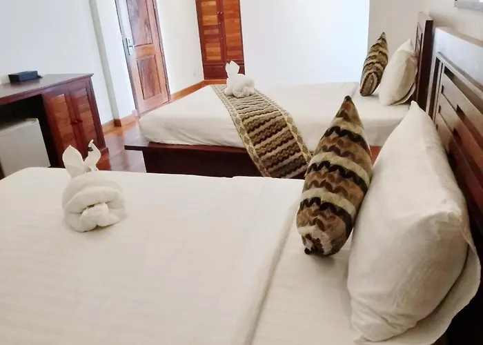 Hotel D'central Khmer *