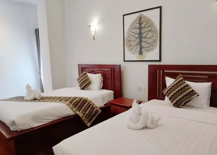 D'central Khmer Hotel *